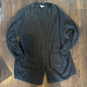 Cozy American Eagle Black Open-Front Sweater size medium